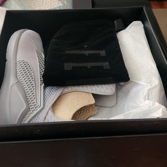 Fenty Puma - Picture 6 of 16